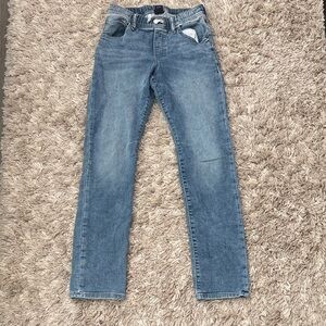 GAP Straight Leg Blue Jeans